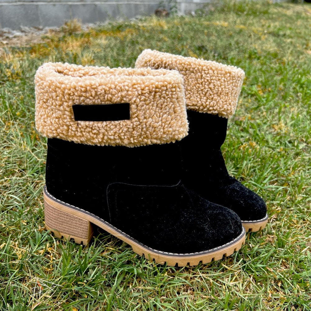 NWOT FAUX SUEDE BLACK & TAN BOOTIES